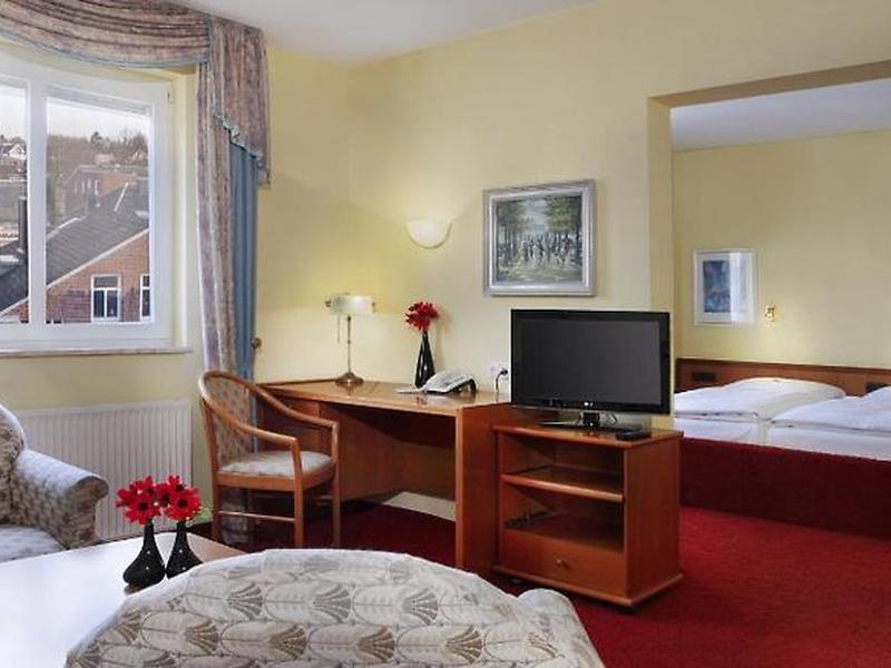 BA5A200792B7CE7ACCB136F1635DCA24