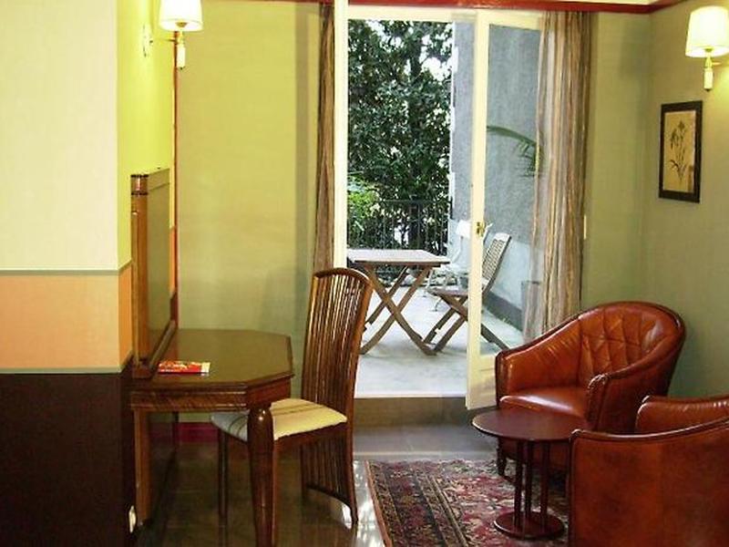 9991B1DF95BB824FC5B2A3A98B048251