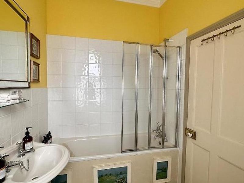 6D7A8FD6DA0BAE8A34BEC9E626AA6A3C