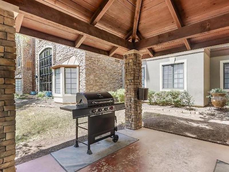 6ACAE09C3C561FF980EB7B7DADF80021