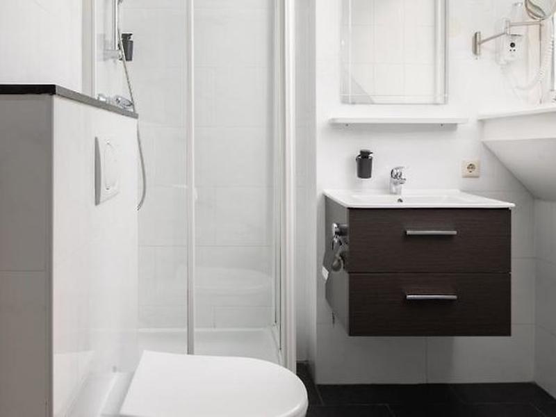 D66EA8887A522D0773EFFDFB11D2DF60