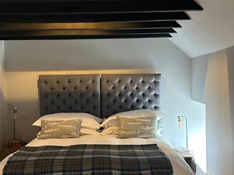 83E9070C0D8EF68CDC44A3A64625410F