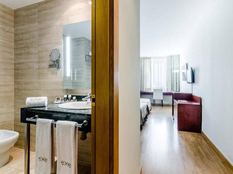 4C6066C81643FA811D031AE347590811