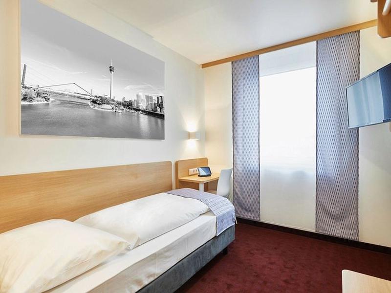 17EAD5A8DB2F2090F5F92FD4604048A7