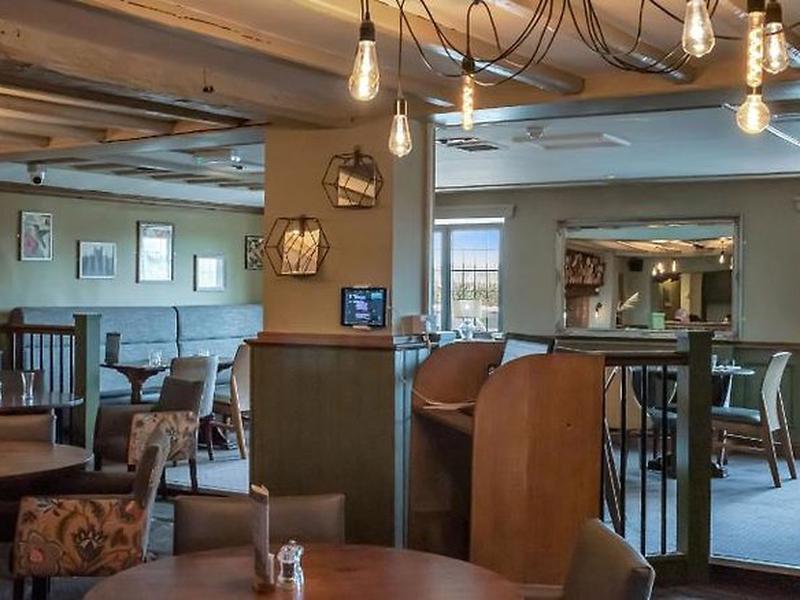 54DBE6E0F21EC2C2AC59432AE217C5E5