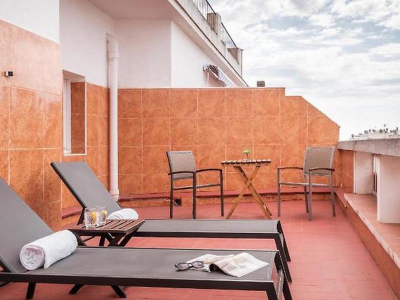 E81FAF1CE73EC6BFE0C988D779D8ADE4