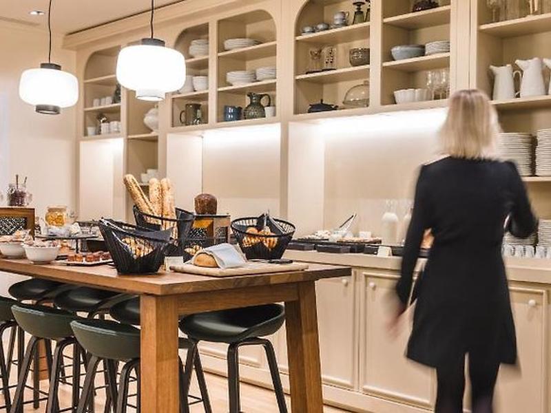 92C6A55A036DBE88517EF0E779A54D38