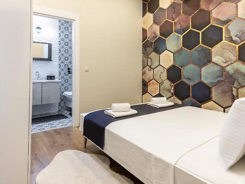 2265C239ECA65E29208D30581E7FFDB5