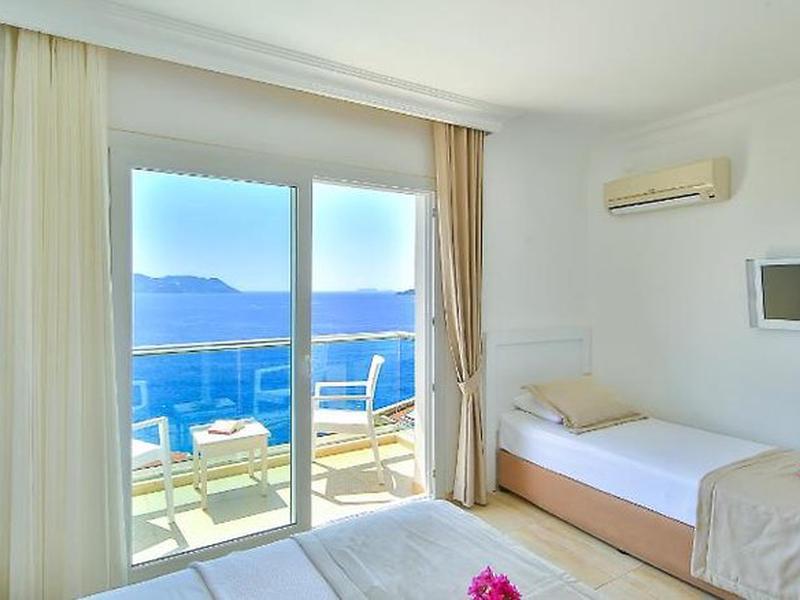 26A6909191A8F70F4C3F226071FA3743