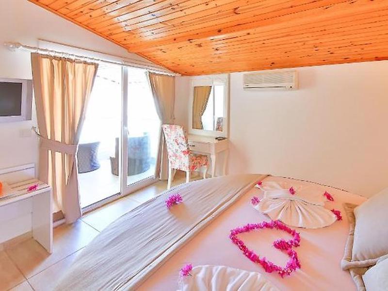 5554979C3D92E321A16D2FDD943343E0