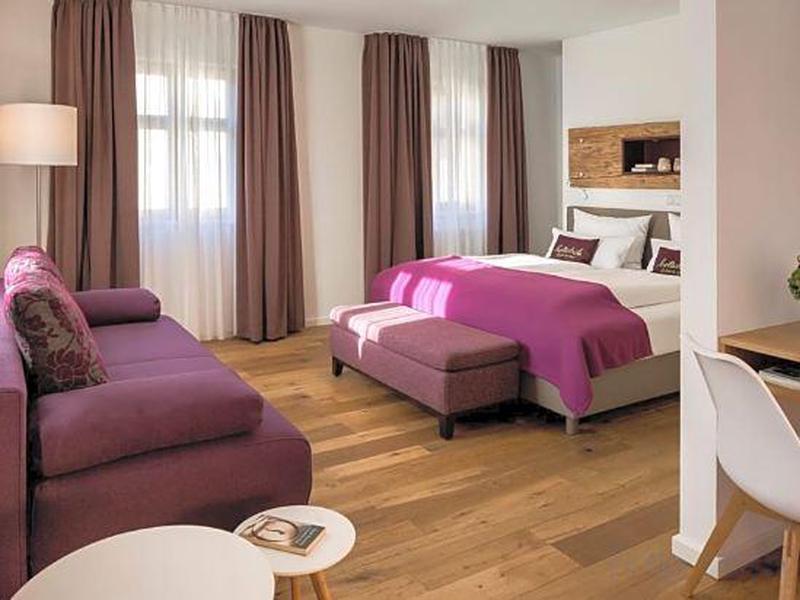 717292355C2D49B8F970111684B6ACFD