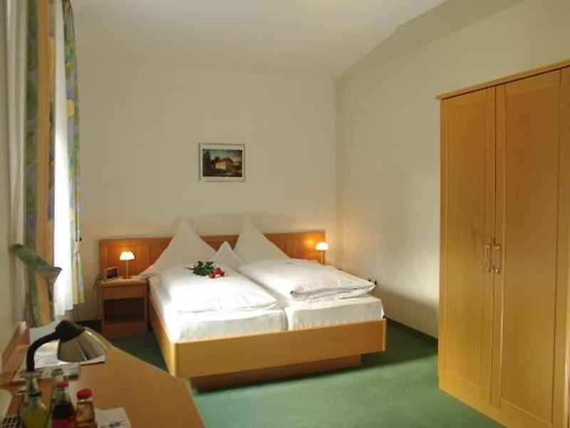 5311F33FA27CAEBD956F7ED5C3F8E8F1