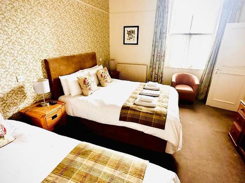 949AF245B4DD68297E63EB755BB3DF6A