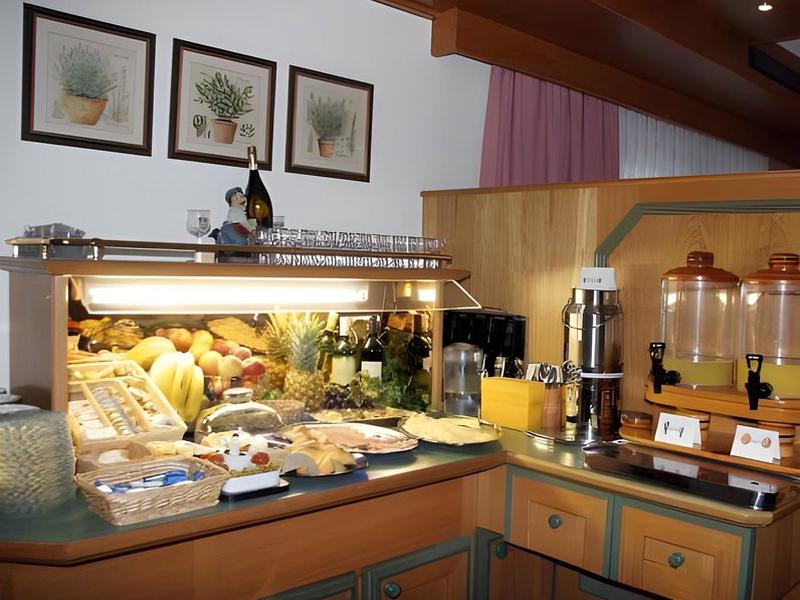 1E5625370617BA987E480F2F7E017FE2