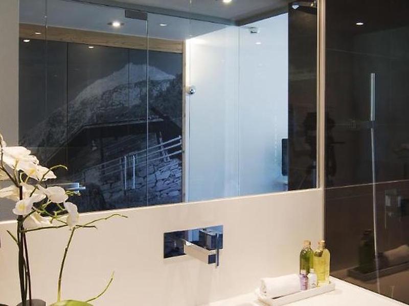 A749B2B79396840E43A88AE4CC716AE1