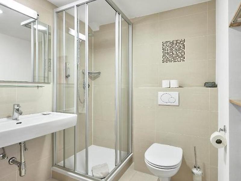 79B8FB35211D5C14C4B9A2CF31B78F01