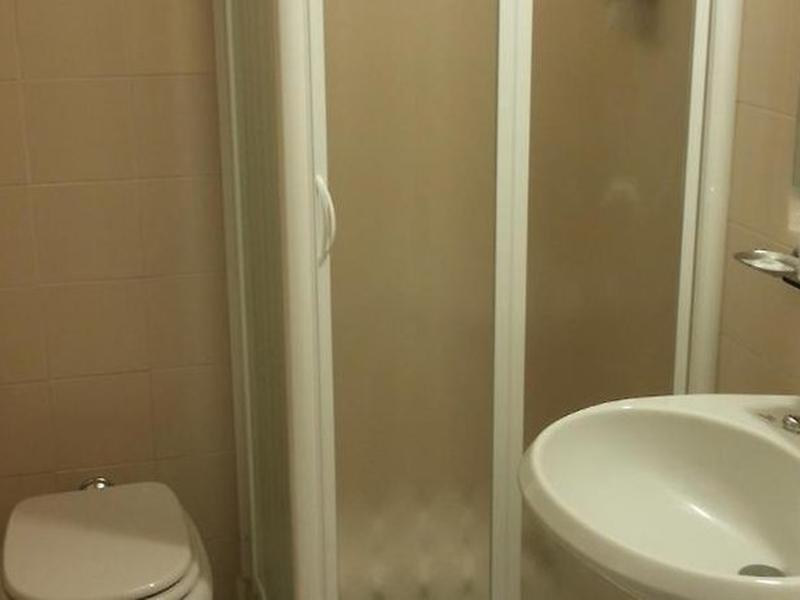 D2438C4EC5C5BEFE7150C3B739743F18