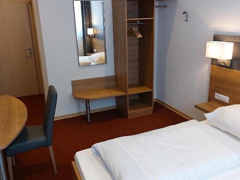 31D9A4EF9B9EE6D678B90394E9A93037