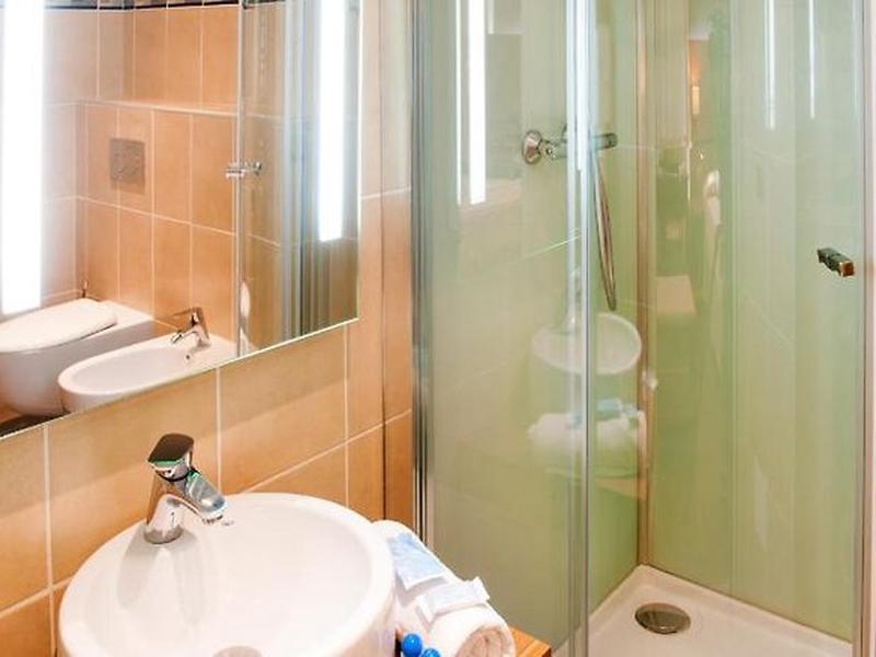 3A2320575C9BD7D3648F6EBD04E7D54F