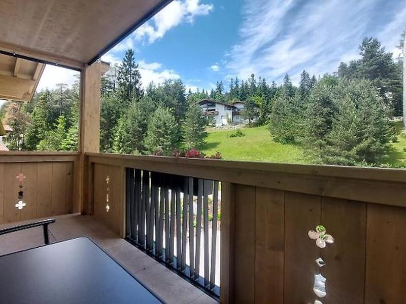 EF713FCA0378BD5B6ABAAE3320DA0227