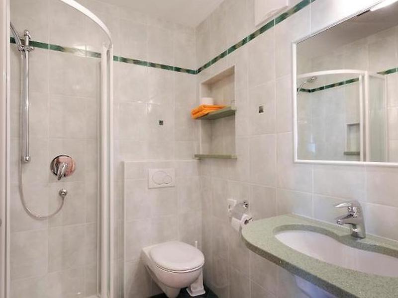 B3D7859467C268075C6BF16D1BB8331E