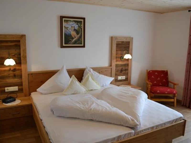 1521BF12EABF9F4070252F1B5B45A0C2