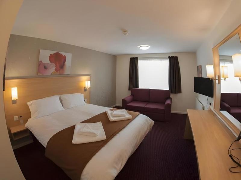 061D35DC124E746797DD96927D21AEFF