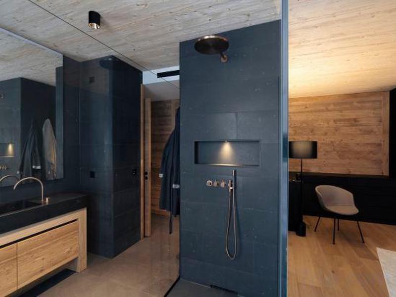 40E241E84F0CD9EFD2CBC63737C8C992