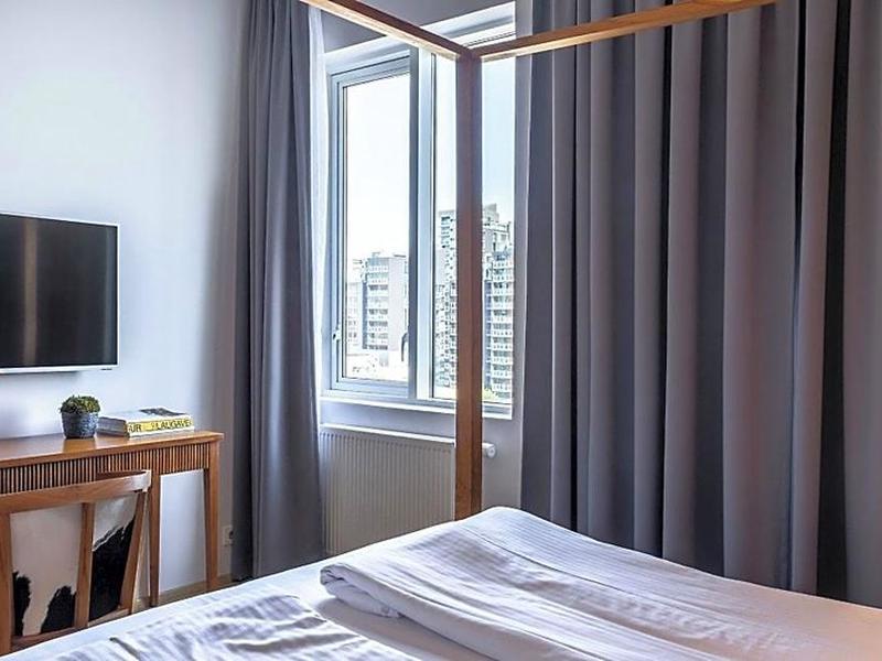 F206F5DDADE27DB8239003CD1D694B62