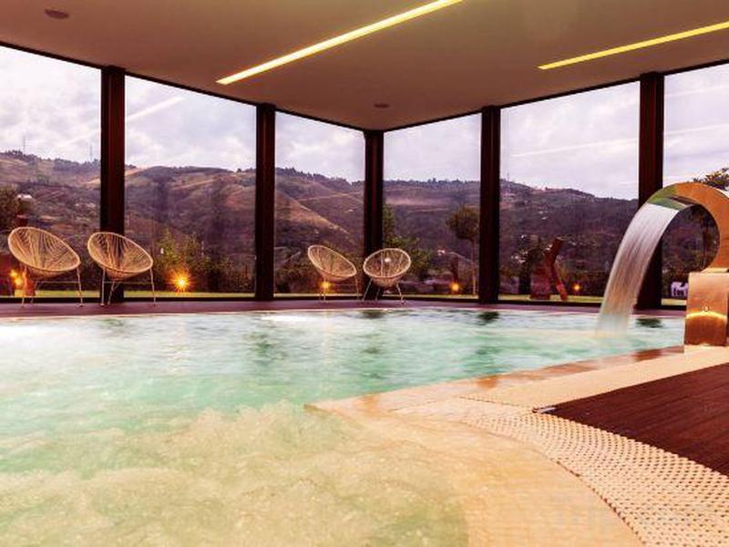 8A703208DF55A153E514F517FF923CBD