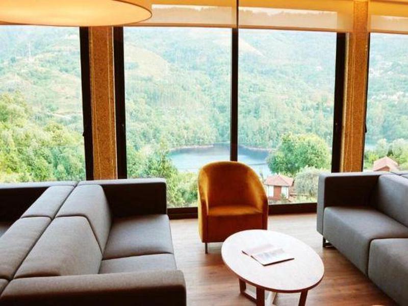 02DAE3CCE0E2531263DD42AFF4C5238F