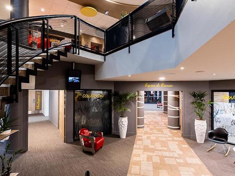 58A00F2C9F1D42A7DF68B58909990C48