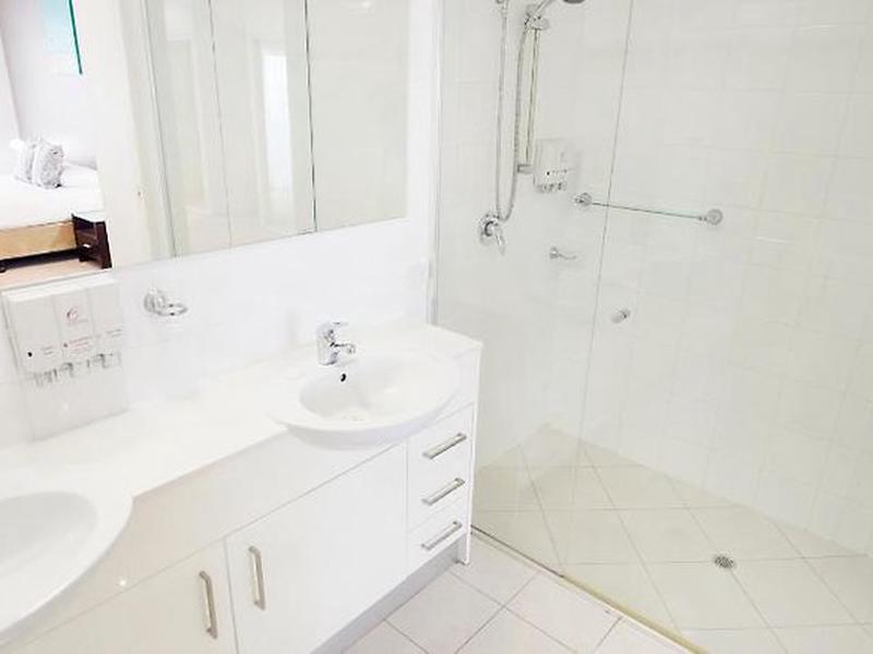 BD7052FE0182F113968024220662CFDD