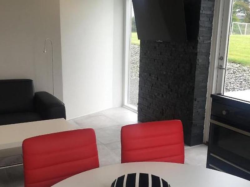 2BDE3B8F9A8D84ED39C172DB43F4CE1C