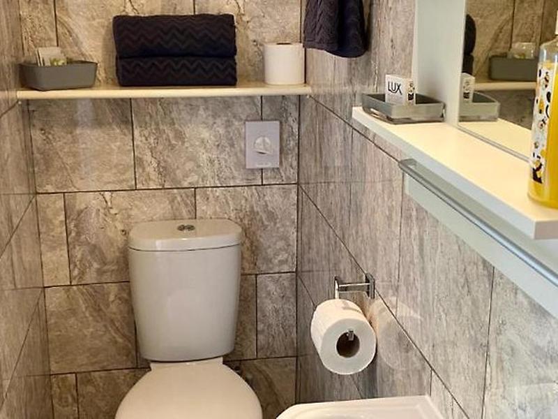 FDA662EBA85BA7D59A1D5157C4BAAE93