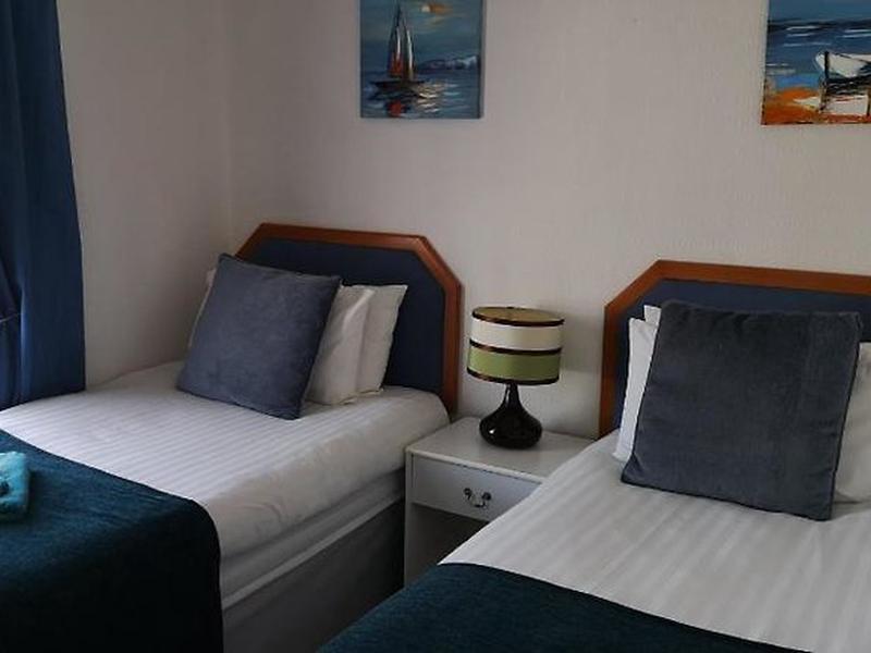 EEEB7A06C58AC85DDC0F1C8852A8D5D3