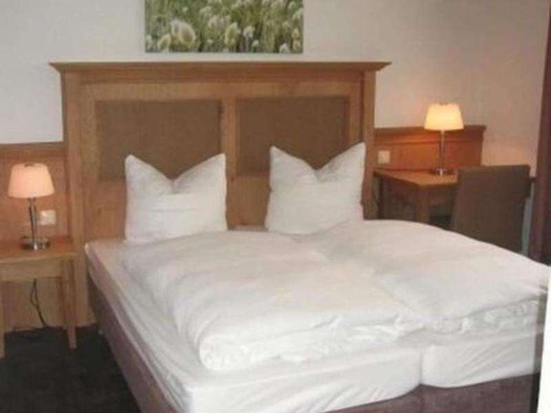 F5323BAD8C229200471FAC9292C67E78