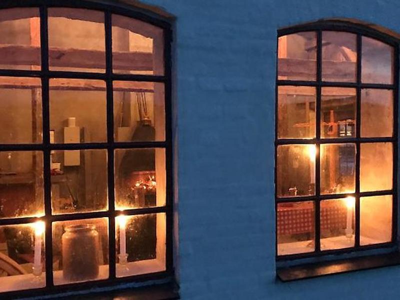 DC5CA812915D67FFDDD125BD6104D096