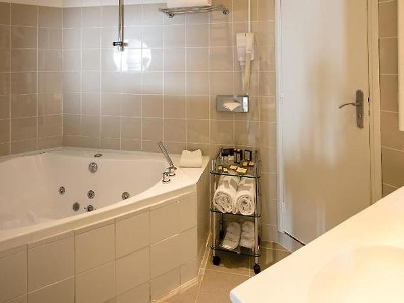 E225652F6698EE64C9945299AAF5B8D6