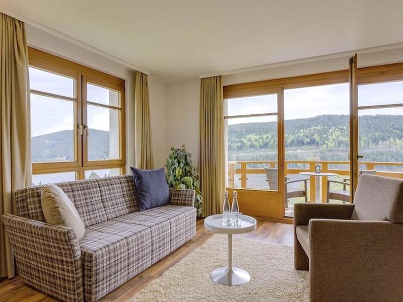 94213C7F384276A4BD4A730D86E2CC9A