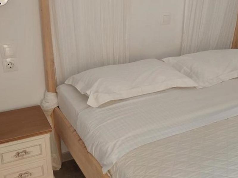 C2F4A34D59A1C12D3EAD45EDBA1C735D