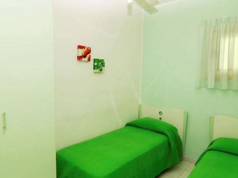 F875576906AC713EA3D1F2F5641B171D