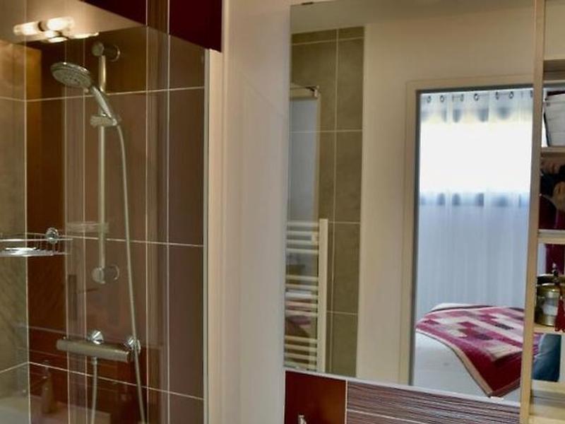 50CB014FE4B3A9352F26EDC4EC775D58