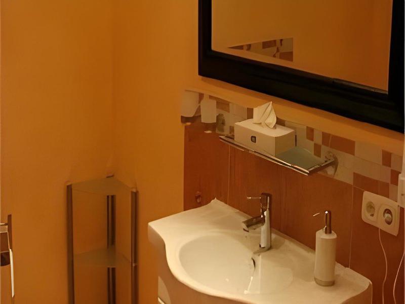 F251E16B6C7A6DCDB8CAE9BB1CE1176D