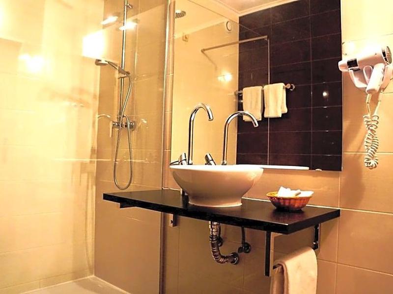 B66B307DD83ED3CDCC8F731FFD9A0653