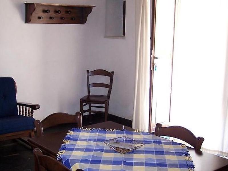 76862254AF8FB8D9C0DE87D67AA48839