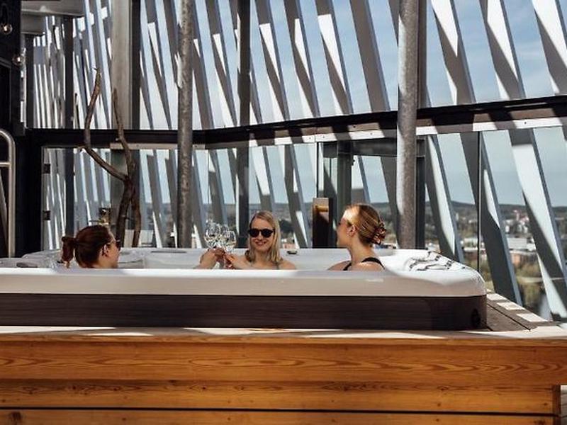 DE1EABCEC6728F8E5F88DE4CF5381CF8