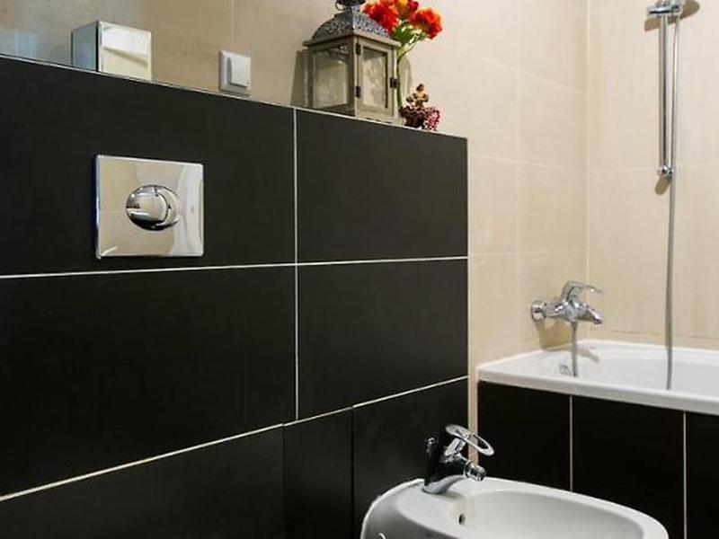 68A3085E42DB3C8857AFCE30B768AFF9