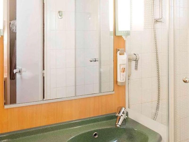 04CE49497AA6244E0971723686185BBB