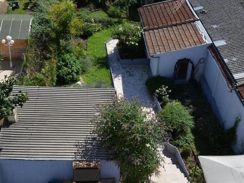 25199AEDEACCD9F4F4B197DED3089644